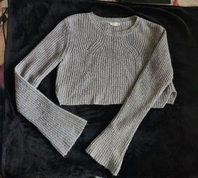 Sweater Crop Top