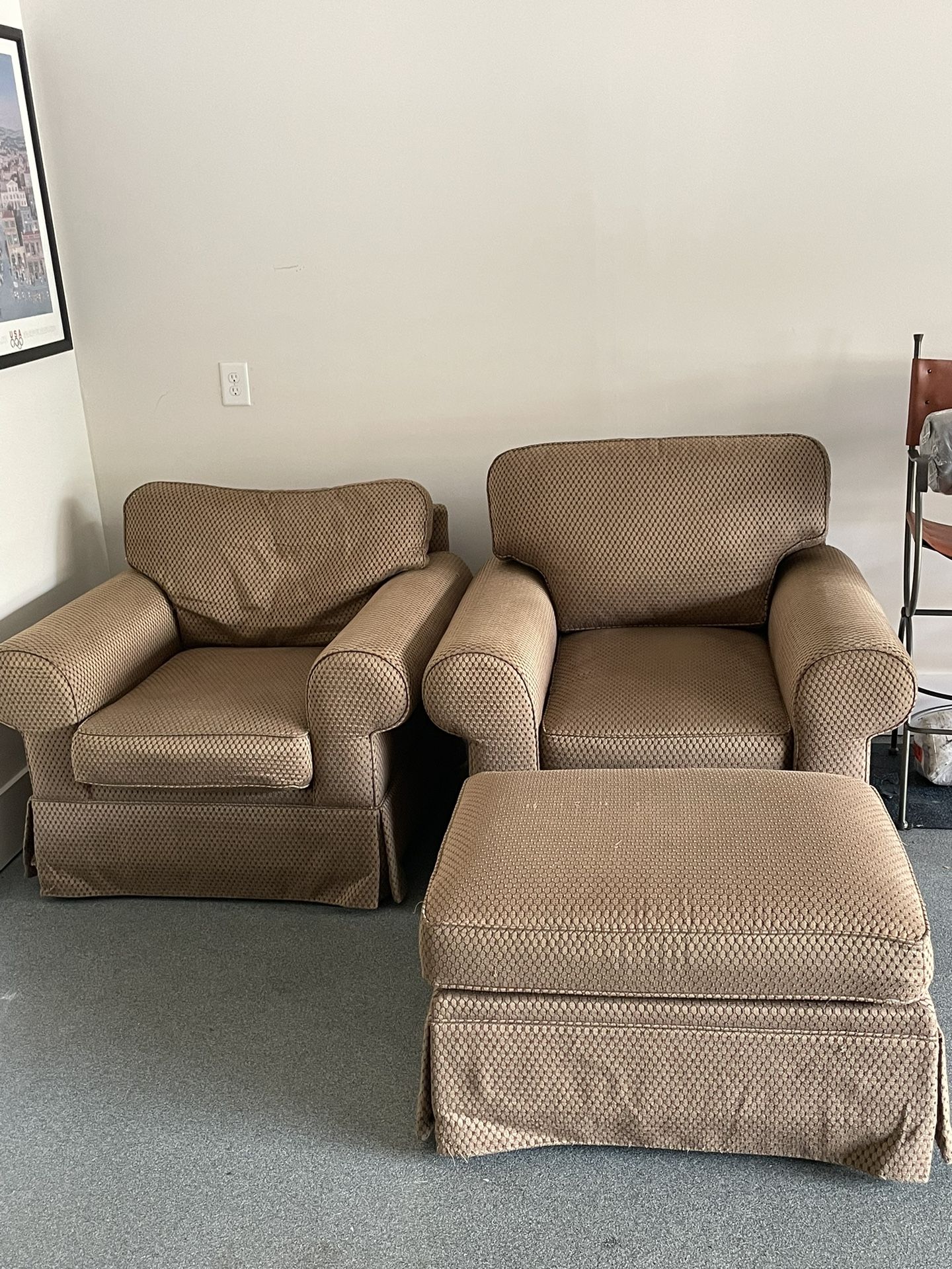 Henredon Upholstery Collection Chairs and Ottoman