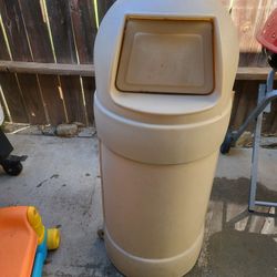 Trash Can