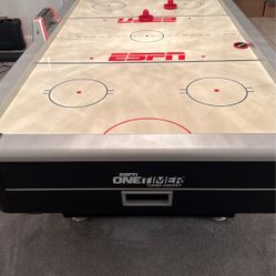 Air Hockey Table 