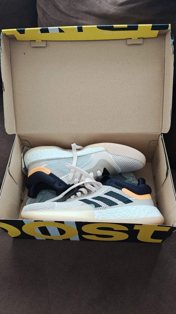 New Mens Sz 12