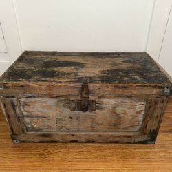 Vintage Chest