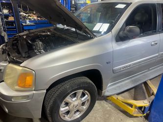 2004 Gmc Envoy parting out (for parts)