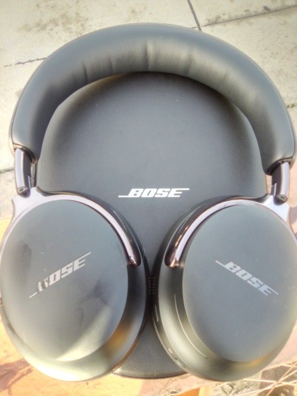 【保証書有】Bose QuietComfort Ultra Headphones s-l400.jpg