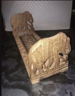 small Carved wooden book holder with elephants Made in India $18