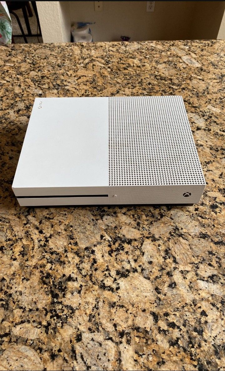 Xbox One S, Xbox One Controller
