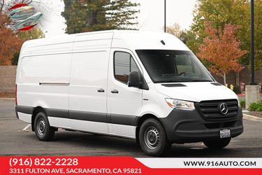 2024 Mercedes-Benz eSprinter Cargo Van