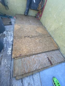 Half Inch 4 X 8' Plywood old but In Very Good Condition $10 Each One I Have Two Of Them