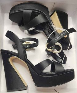 VINCE CAMUTO IZIA PLATFORM SATIN BLING BUCKLE BLOCK HEELS