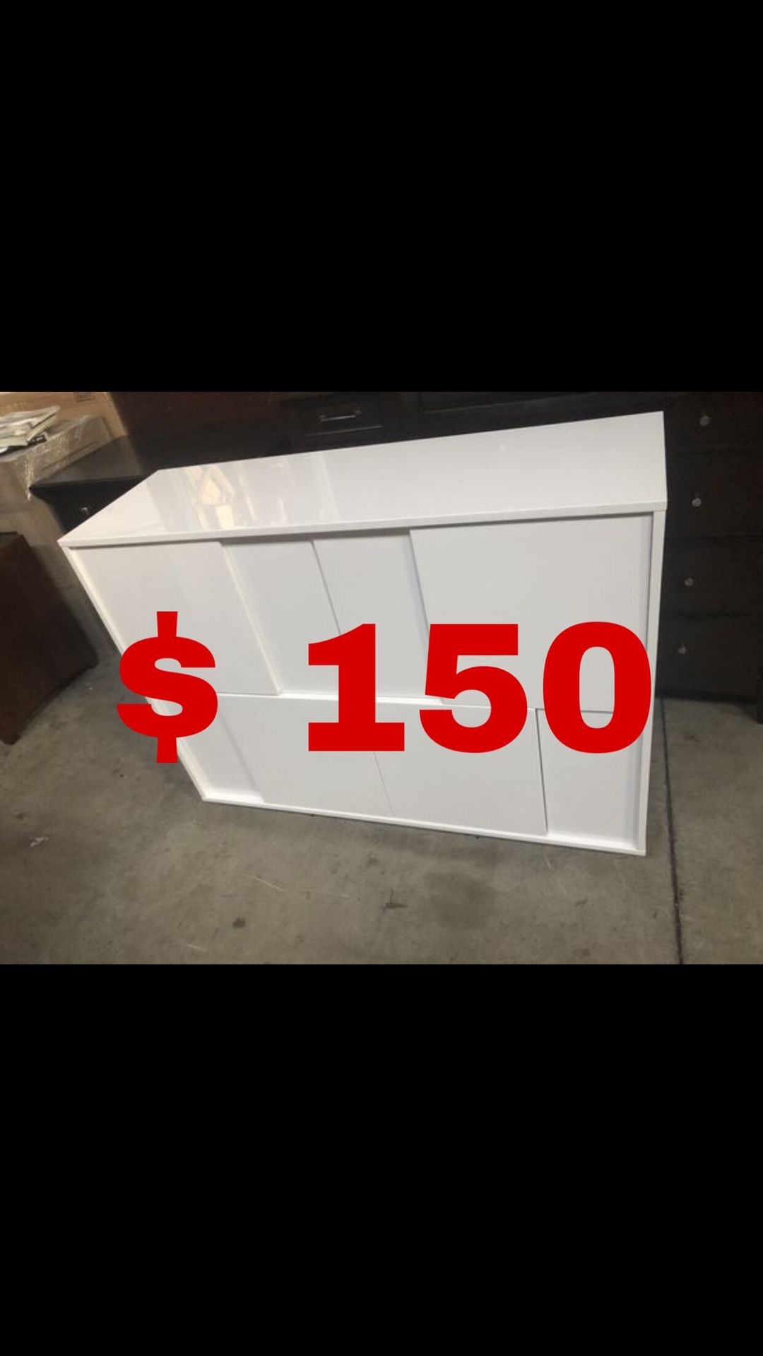 Beautiful new cabinet/console only 250$!!! Original price 750$!!!