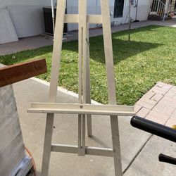 Easel For Painting And Decor 