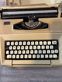Smith-Corona Courier Typewriter