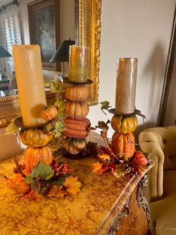 SET OF 3 CANDLE HOLDERS