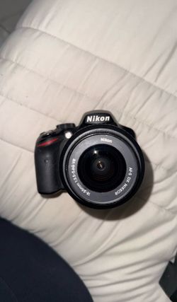 NIKON D3200 DSLR 18-55MM