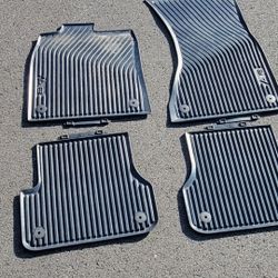 2011-2016 AUDI Аб Front and Rear Floor
Black Rubber Mats Pair LHD Genuine I
Black