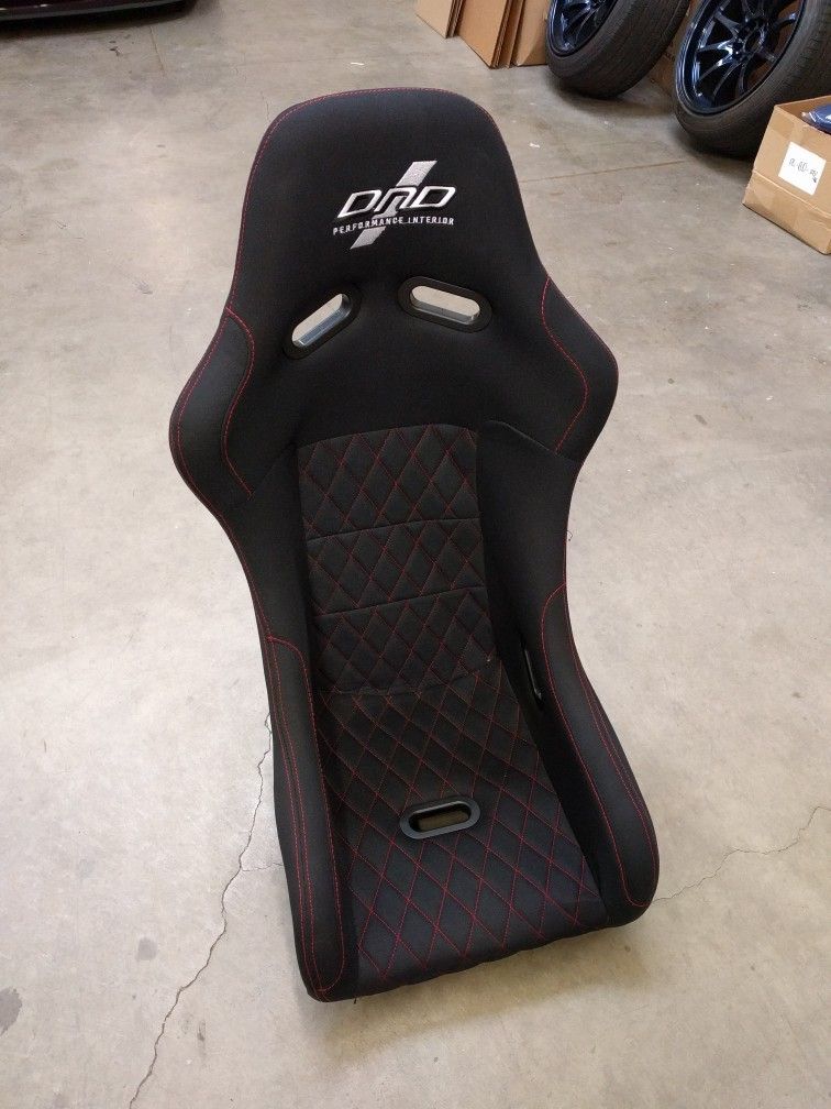 DND Monakos Fixed Bucket Racing Seat