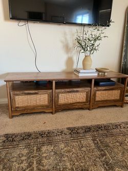 Tv console