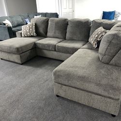 Gray Sectional With Chaise