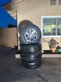 Tires with rims