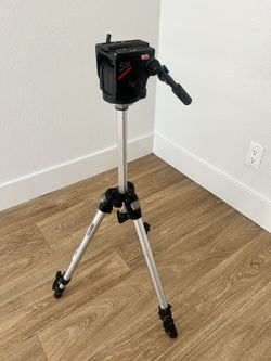 Manfrotto 501 Tripod W/ Ball Head