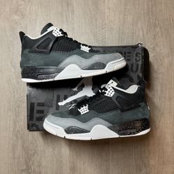 Jordan 4 “Fear”