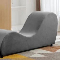Yoga Chaise Lounge 