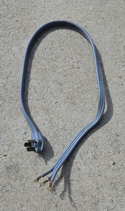 Stove/Oven electrical cable. Located in Boca Raton cash only please.