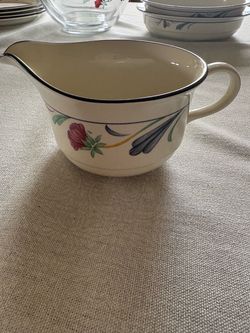 Lenox Poppies on Blue Gravy Boat – Chinastone – Made in USA