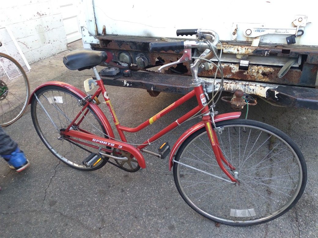 Vintage 1960s Womens Columbia Sports 3 Bicycle