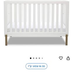 Delta Children 4 In 1 Convertible Crib / Toddler Bed / Daybed / Sofa - New In Box
