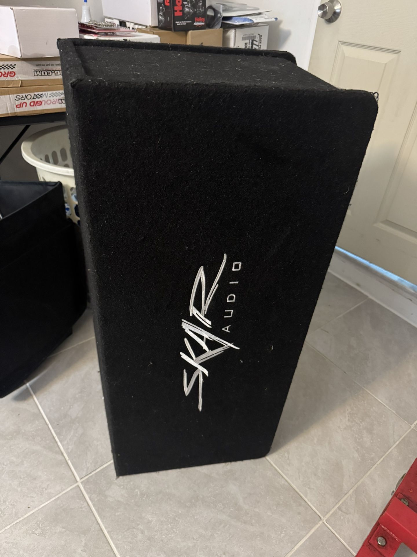 Dual 12” 2400w Skar subwoofer
