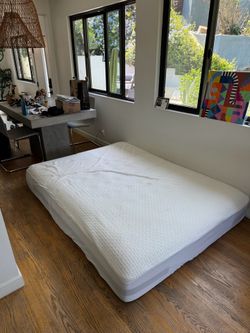 Queen mattress $75 echo park