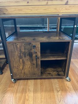 Industrial Rolling Storage Cabinet with Locking Door