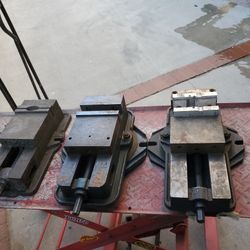 CNC  Vices.   3. 