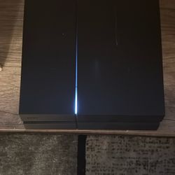 PS4 500gb Slim