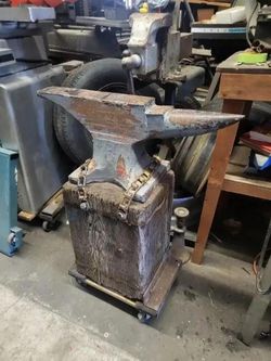 Anvil With Wooden Stand Base Wood Blacksmith