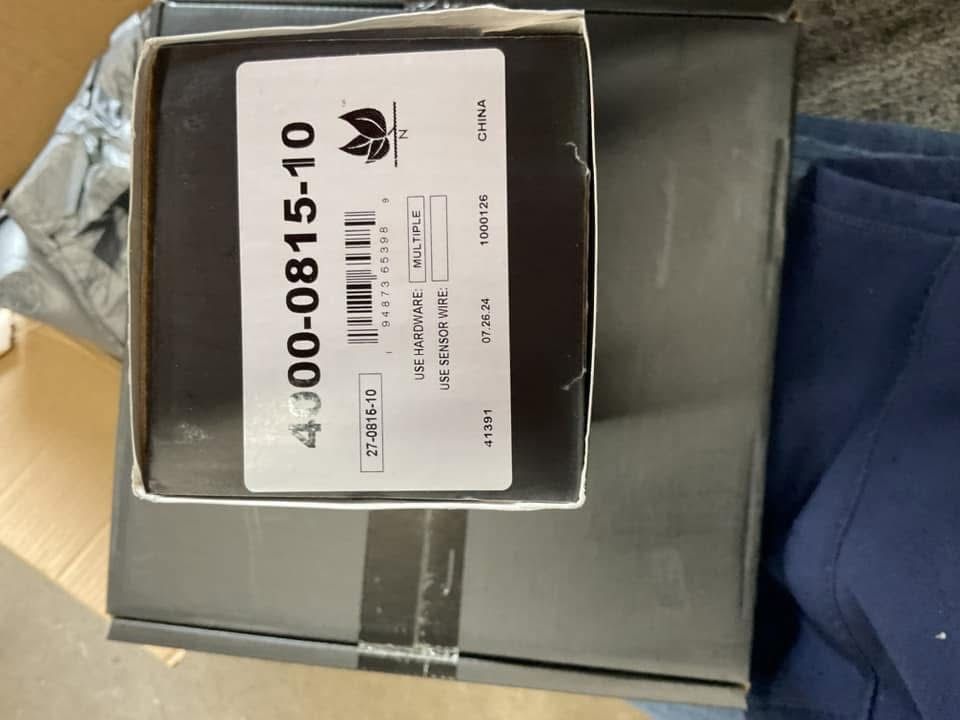 brake pads and rotor for a nissan sentra 2013 to 2019 new in box