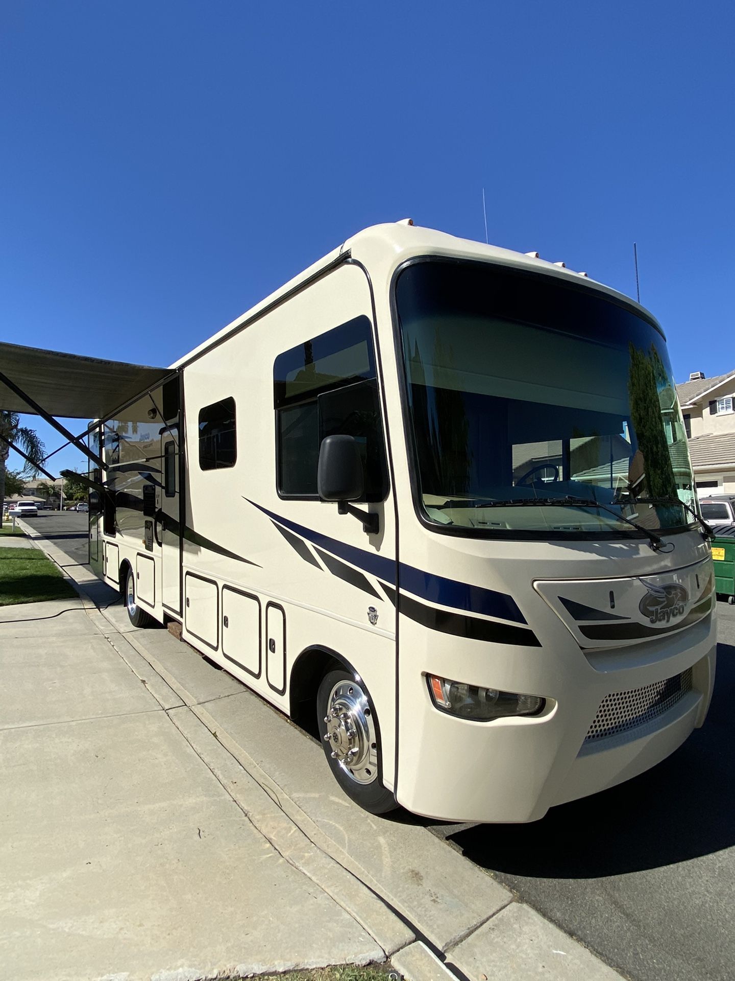 2015 Jayco Precept 35 UP Class A Motorhome