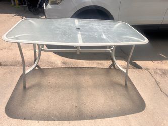 Outdoor Patio Dining Table with Glass Top