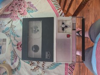 Vintage Sanyo reel to reel tape recorder