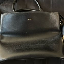 DKNY