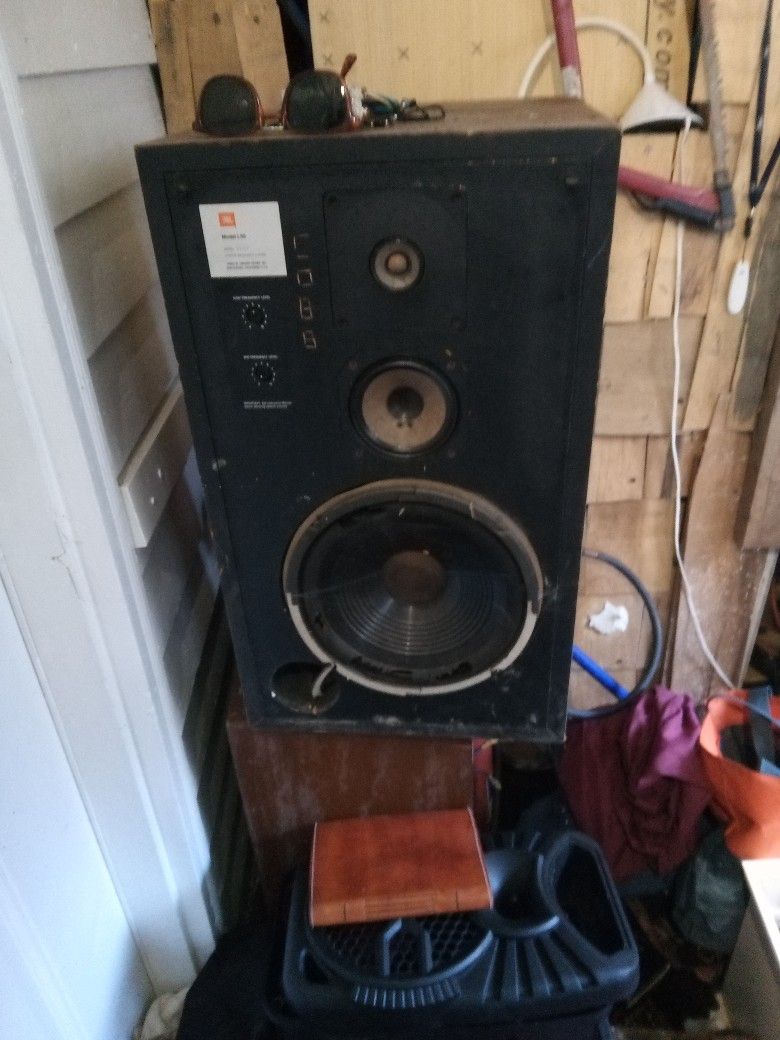 JBL Speacker