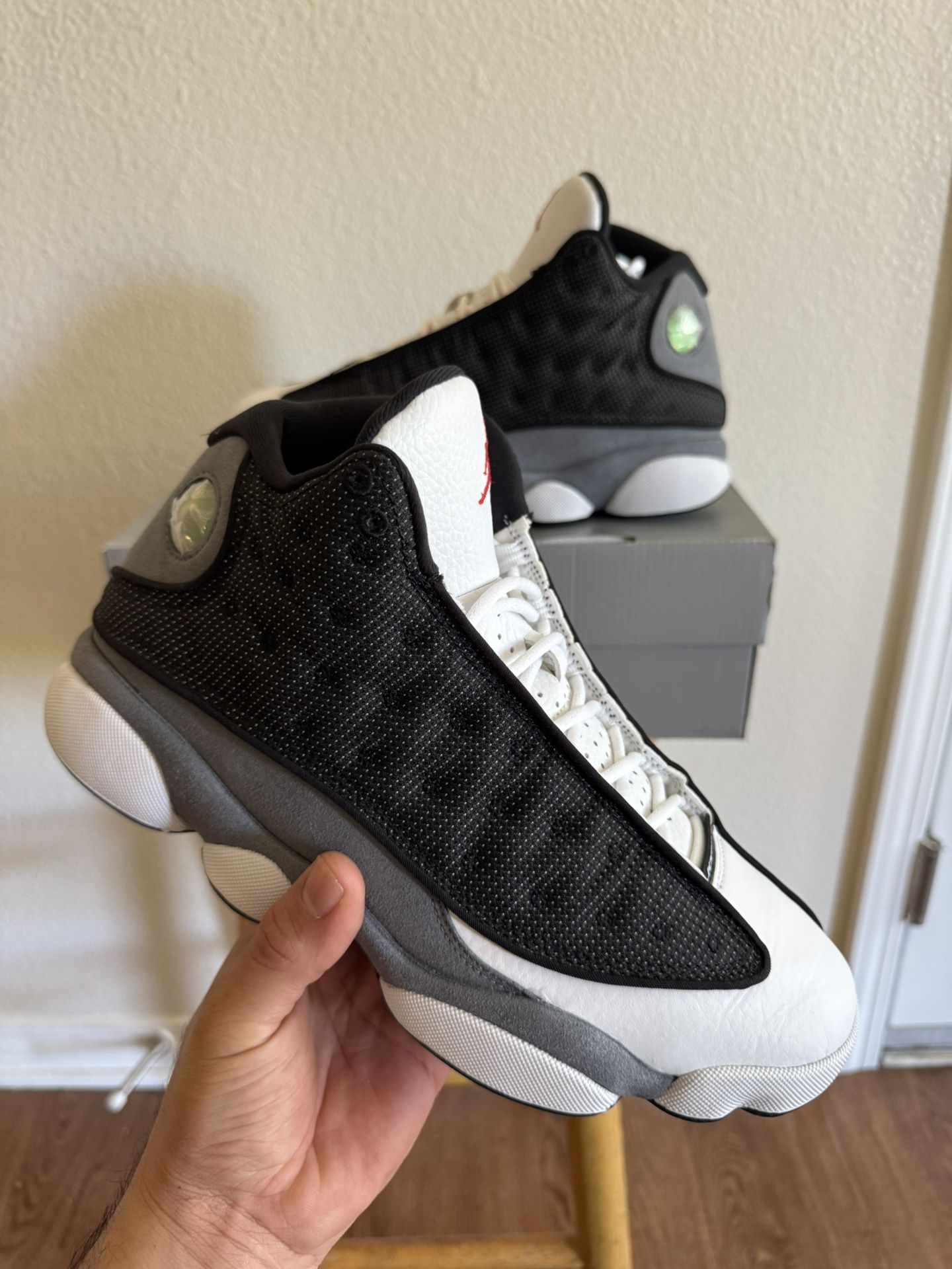 Jordan retro 13s worn once 8608b40e4ff74a808afec4f72b70fe  main image 3