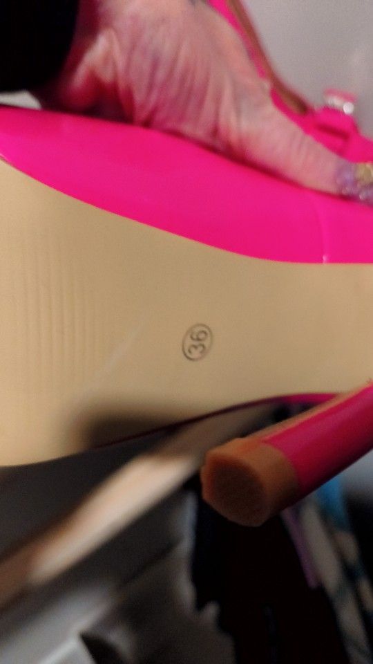 Hot Pink Heels New Never Been Warn
