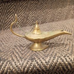 Middle Eastern Antique Geanie Lamp With 