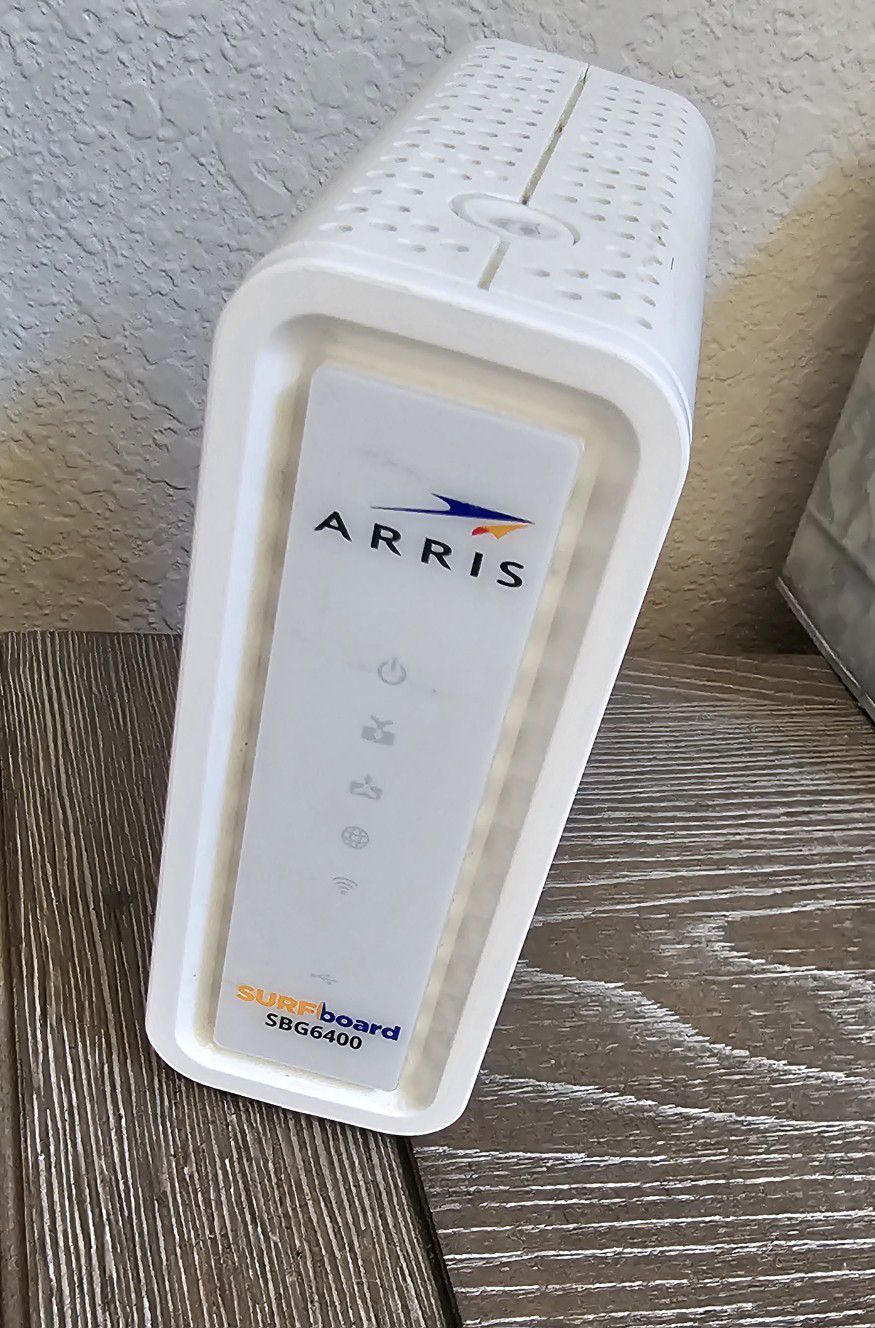 Arris Surfboard modem/router combo