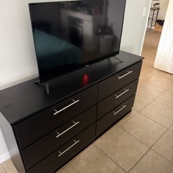 Dressers All New Furniture And Free Delivery 