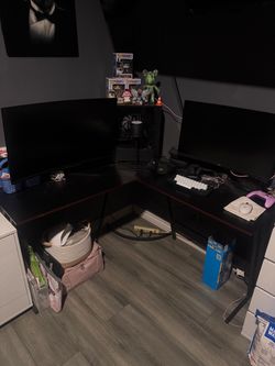 L Shaped Gaming Desk
