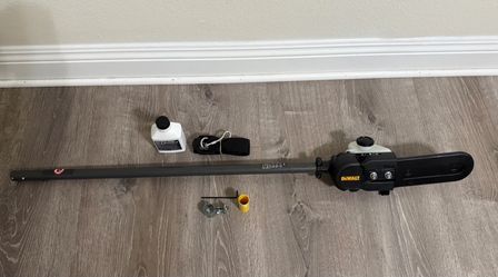 DEWALT Pole Saw with Accessories