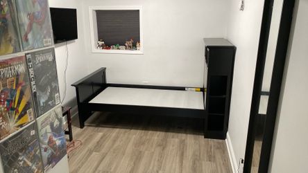 For sale solid wood bed